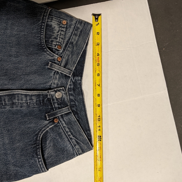 vintage Levi’s 17501 high waist tapered mom jeans - Picture 9 of 9